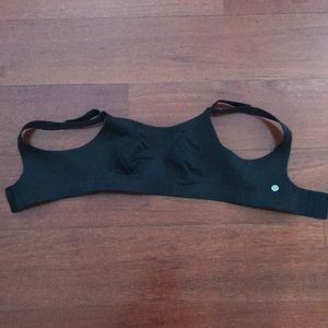 Lululemon sports bra 32D